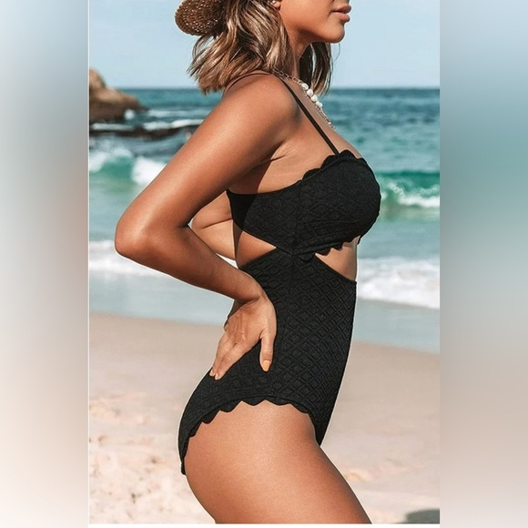 CUPSHE Sz L One Piece Bathing Suit Scalloped Trim Textured Fabric Padded NEW - Picture 3 of 12